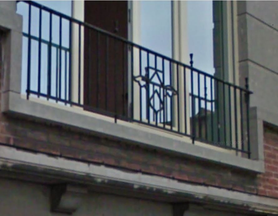 Un mois, un garage citroën, waregem, par le dr danche Balcon Fermé inspiration